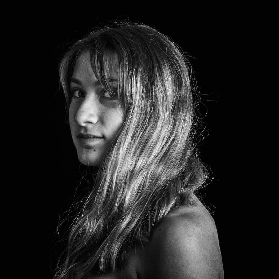 photographer  portraiture  photo taken at Studio Kalmthout