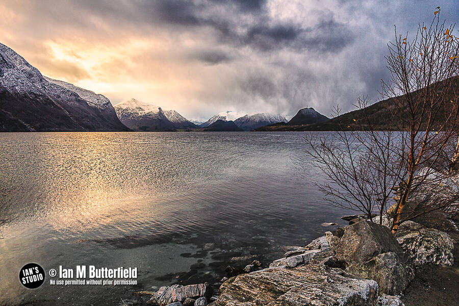 photographer ianbutty landscape  photo taken at Andalsnes, Norway