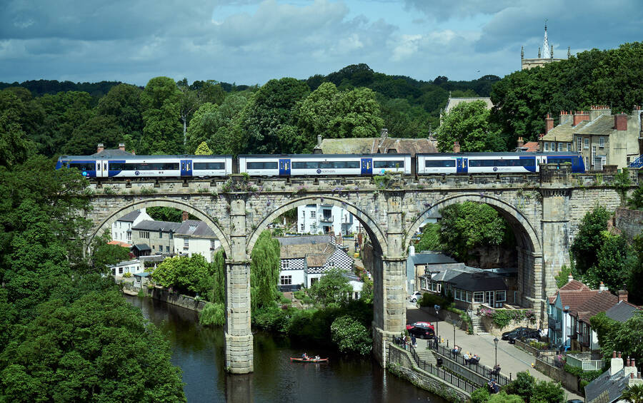photographer Sirens Cairns landscape  photo taken at Knaresborough