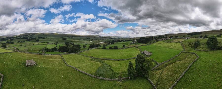 photographer Sirens Cairns landscape  photo taken at Wensleydale