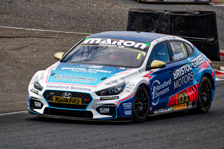 photographer dntphotographs touring cars  photo