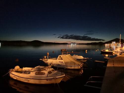 photographer BritAbroad landscape modelling photo