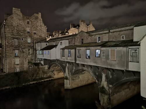 photographer BritAbroad architecture modelling photo taken at Bath, UK