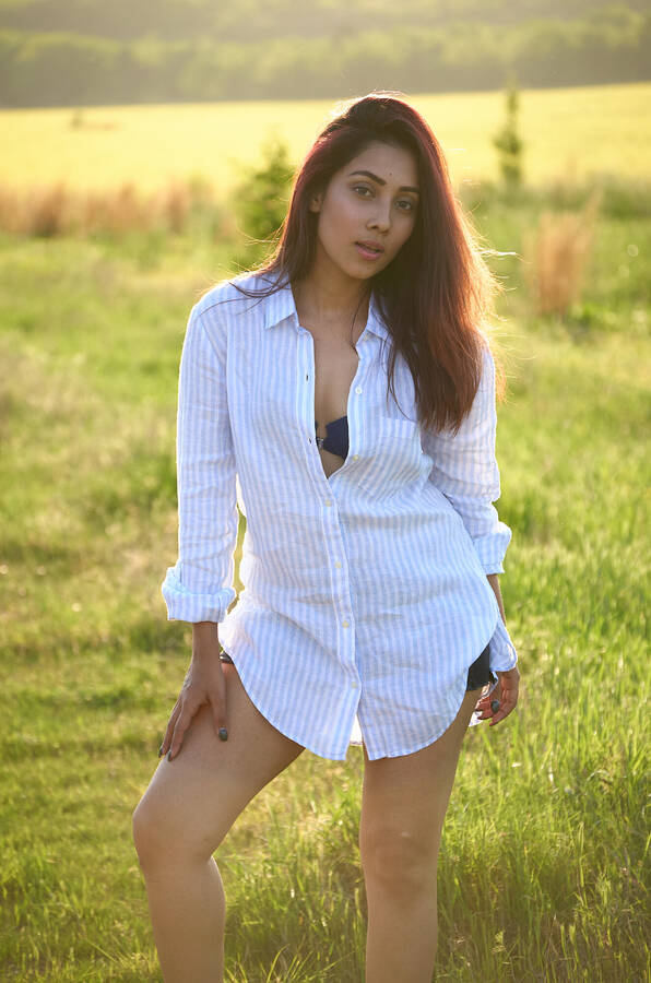 photographer BigrPicture portraiture  photo with Mariam Kazmi