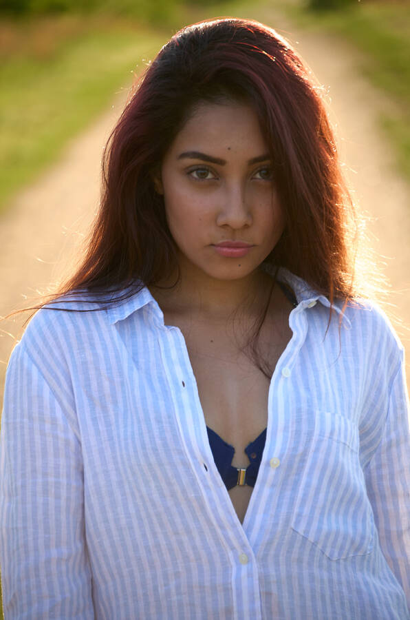 photographer BigrPicture portraiture  photo with Mariam Kazmi