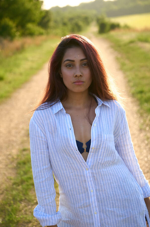 photographer BigrPicture portraiture  photo with Mariam Kazmi