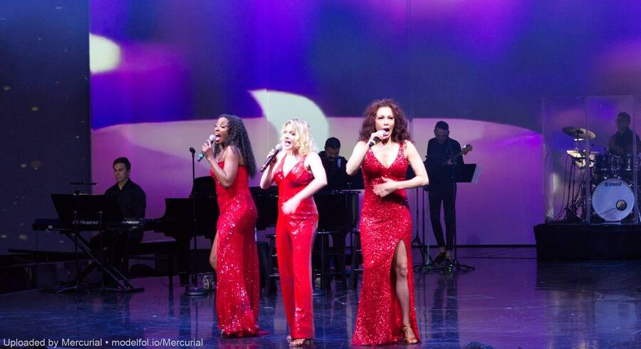 photographer Stav performance  photo