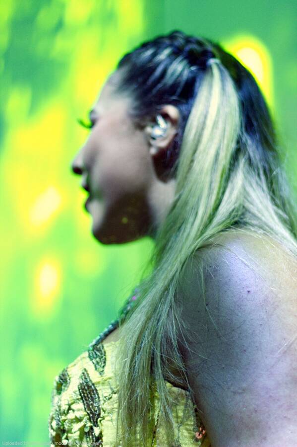 photographer Stav performance  photo