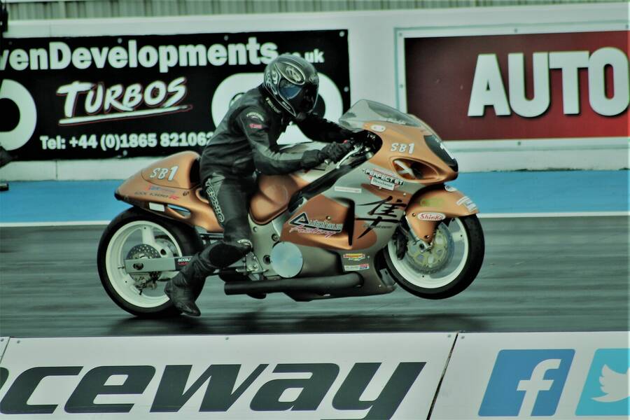 photographer The Ghost sports  photo taken at Santa Pod