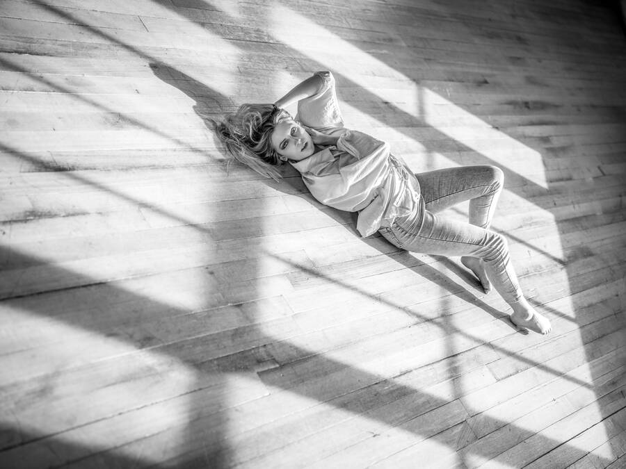 photographer Steve portraiture  photo. mono portrait.