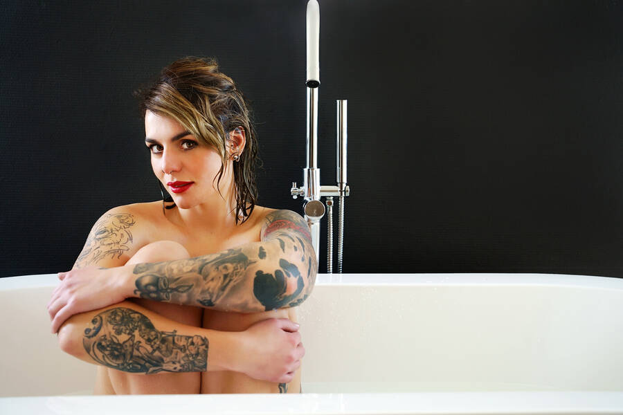 photographer Phovid nudeart uncategorized  photo