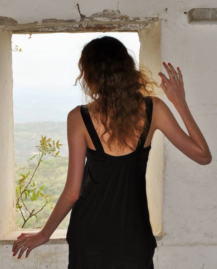 photographer cyprus dreams fine art  photo. openings in life.