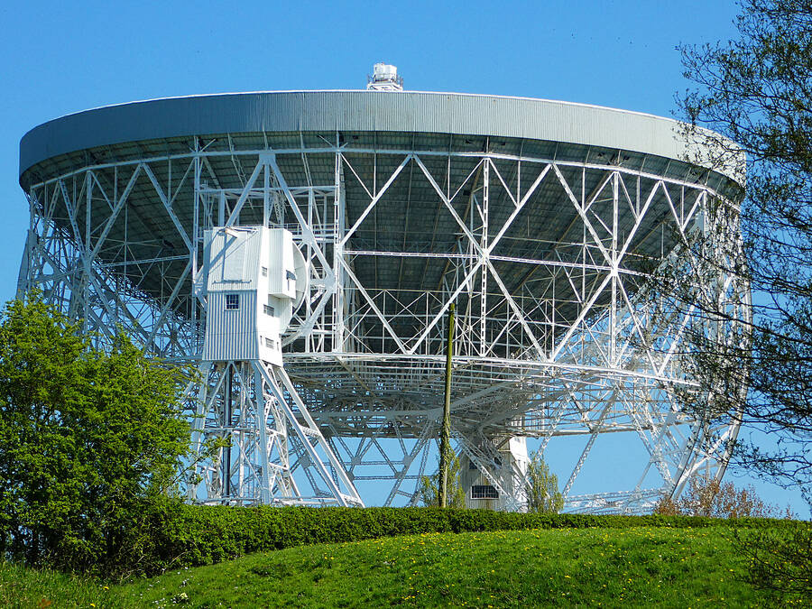 photographer WPNPHOTOIMAGES architecture  photo taken at Jodrell Bank