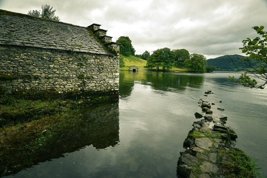 photographer Wilsonfotografie uncategorized  photo taken at Wray Castle Estate