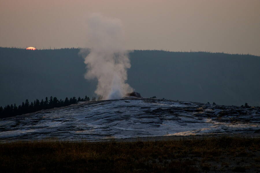 photographer Cloudy photos landscape  photo taken at Yellowstone National Park
