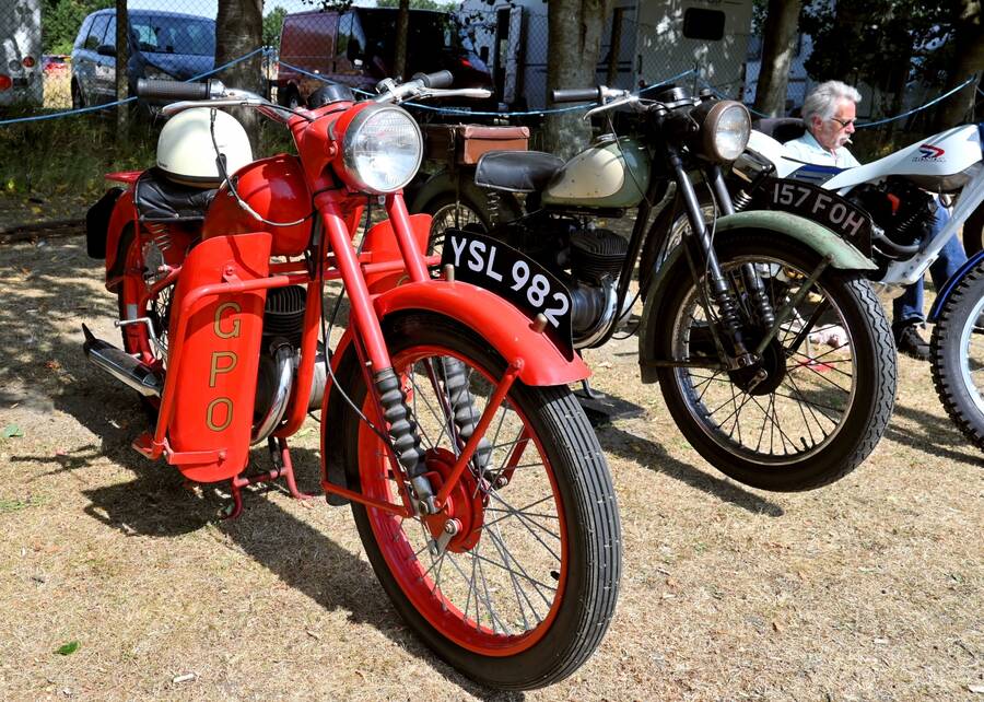 photographer Stuart McG transport  photo