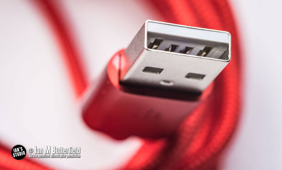 photographer ianbutty macro  photo