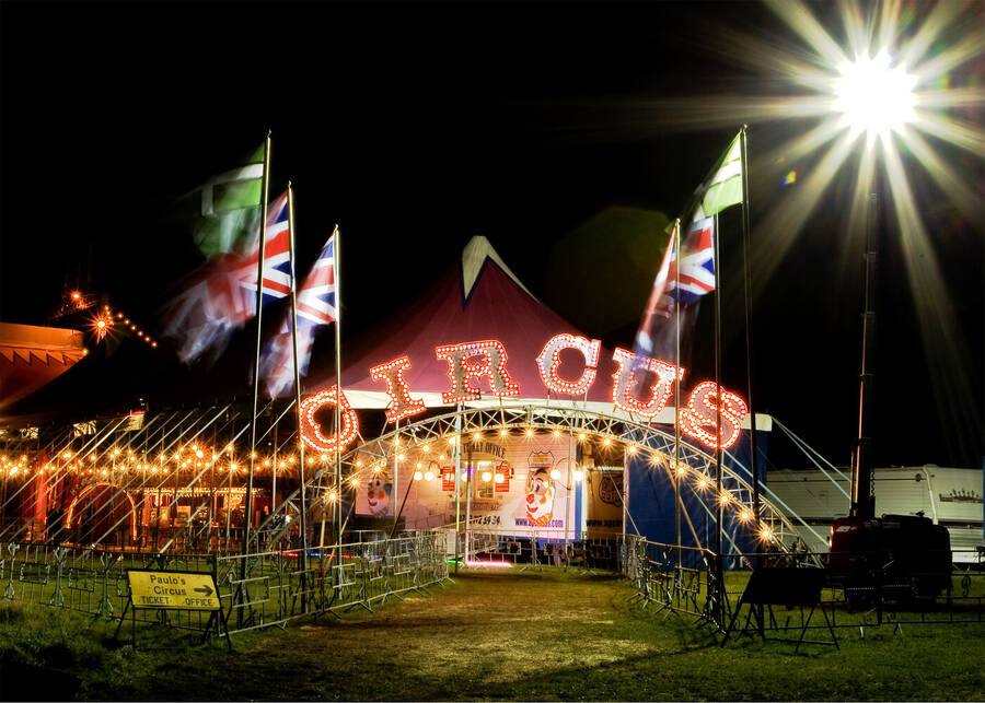 photographer IvyPics night  photo