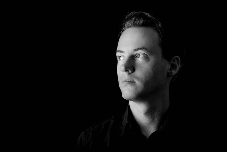 photographer LydonLuck portraiture  photo