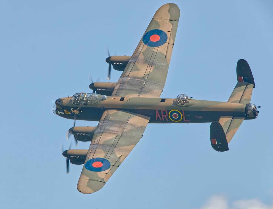 photographer JMKERR aviation  photo. bbmf lancaster.