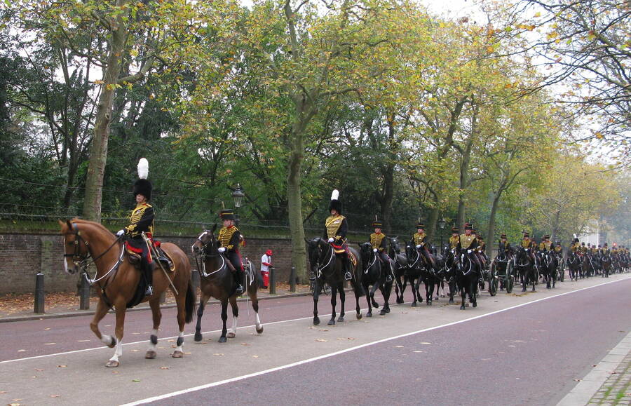 photographer ChrisRLL photojournalism  photo taken at Green Park