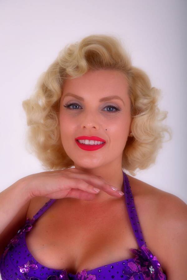 photographer StephenEssexPhotographer portraiture  photo taken at JB Studios