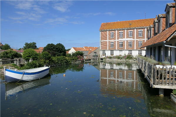 photographer Bitten by the Bug travel  photo taken at Wissant, Pas-de-Calais, France