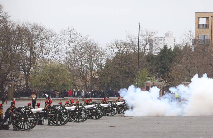 photographer ChrisRLL photojournalism  photo taken at Woolwich Barracks