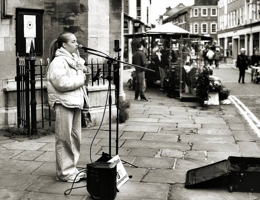 photographer Martin330 performance  photo