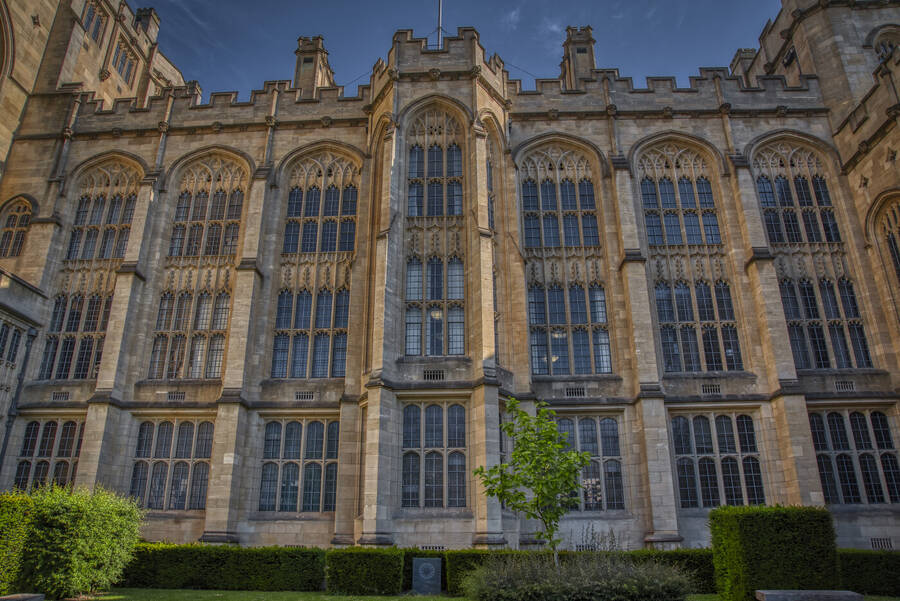 photographer MA Phoography architecture  photo taken at City of Bristol