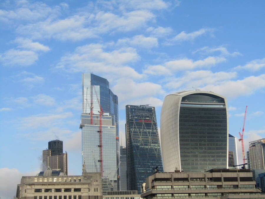 photographer ChrisRLL architecture  photo taken at London Bridge