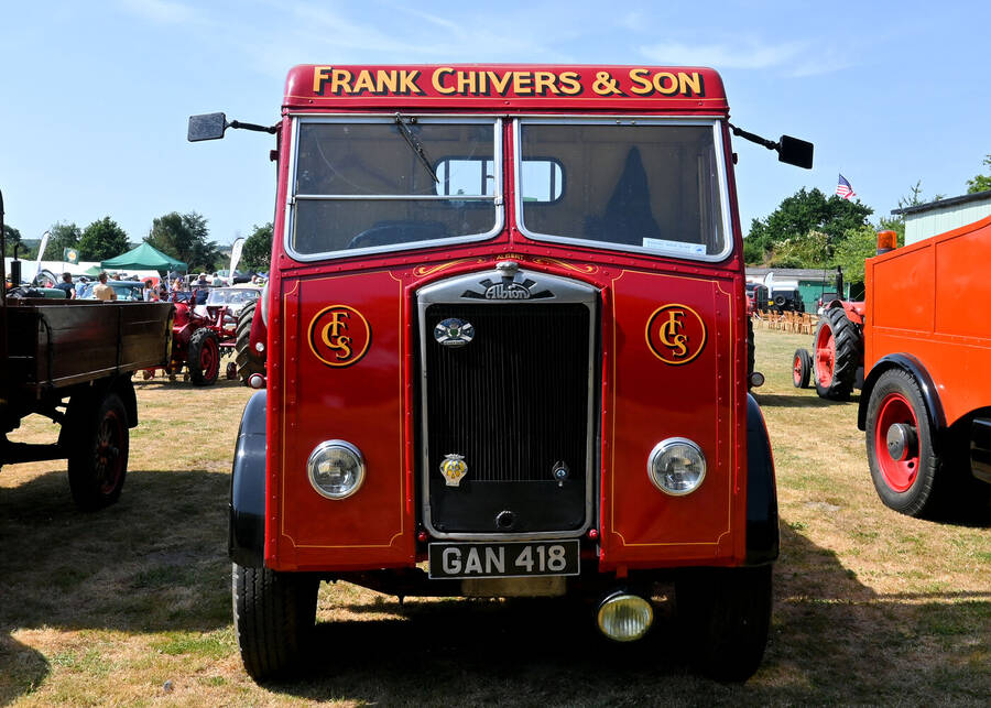 photographer Stuart McG transport  photo