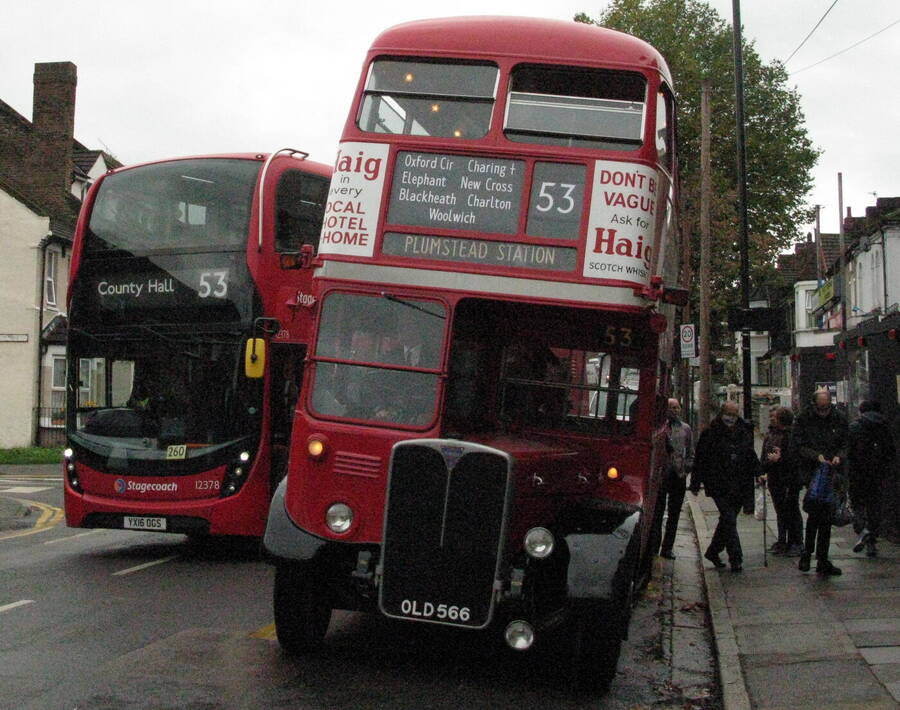 photographer ChrisRLL photojournalism  photo taken at Plumstead station