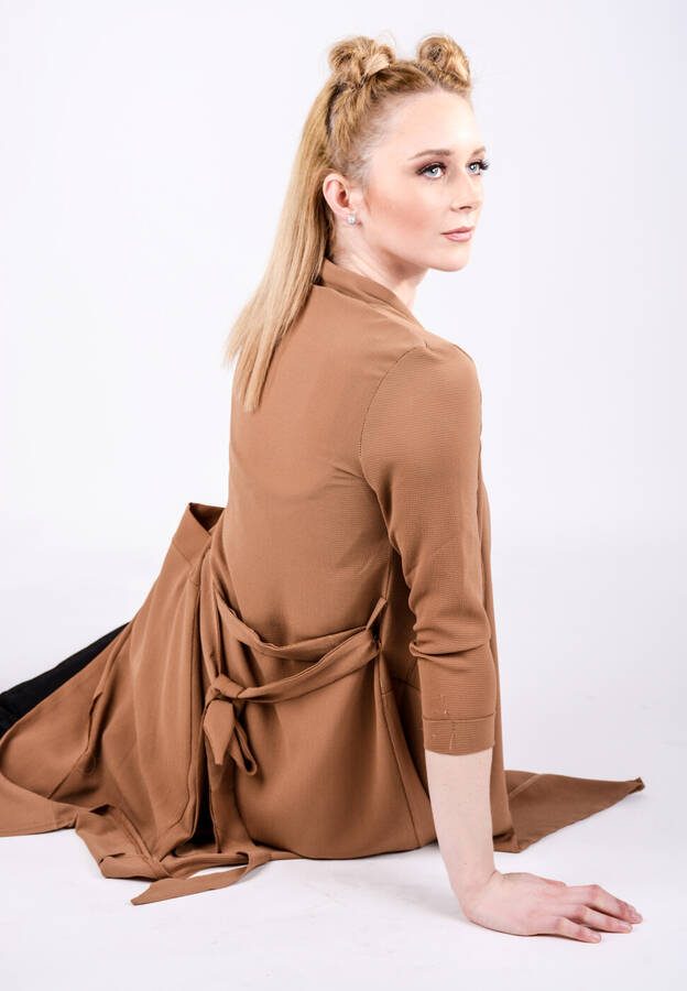 photographer Mike Bell Photography portraiture  photo taken at Studio.